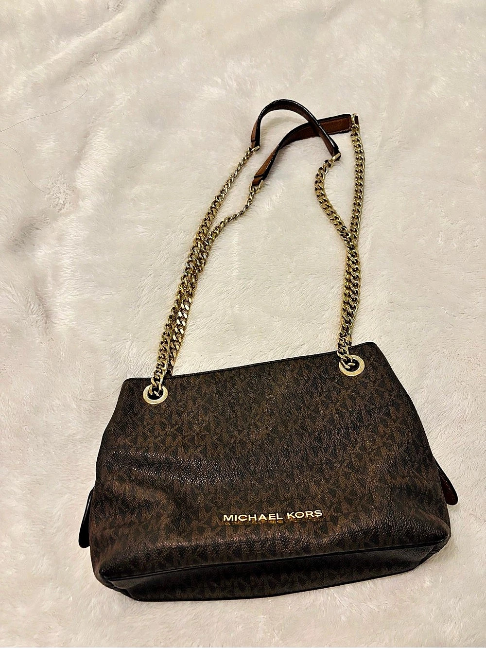 Michael Kors Jet Set Travel Large Chain Shoulder Tote Brown